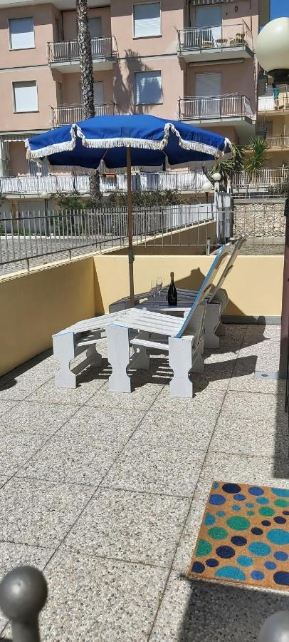 Appartamento La Spiaggia Bordighera Exteriér fotografie
